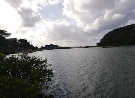 curacao/st-joris-bay/landmark/rif-st-marie