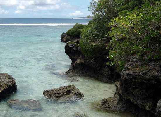 tonga/vava-u-islands/landmark/ha-amonga-a-maui-trilithon