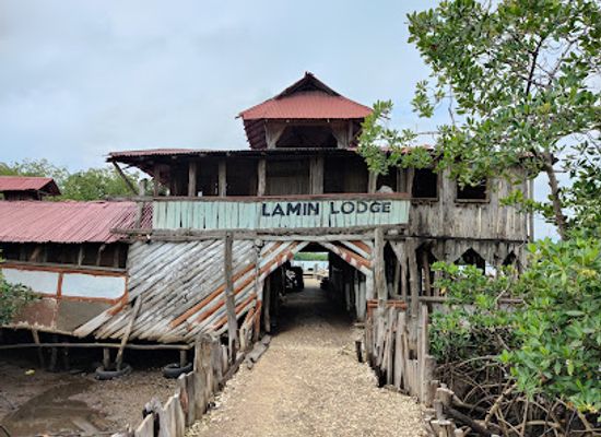 the-gambia/foni-brefet/landmark/lamin-lodge