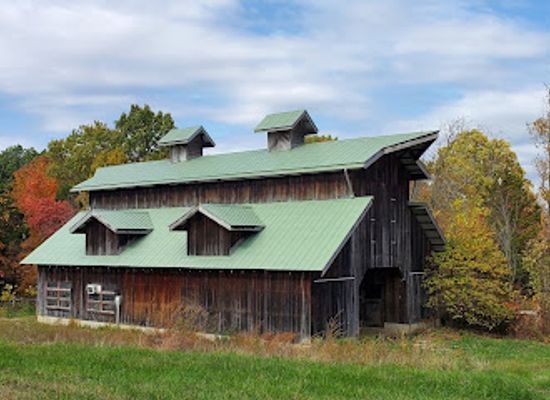 indiana/southeast-indiana/landmark/paoli-green-barn