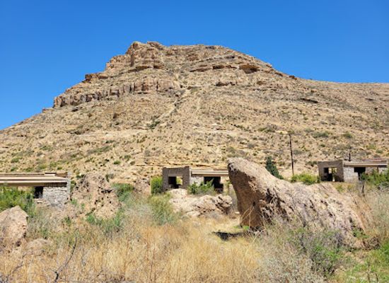 new-mexico/chihuahuan-desert/landmark/sitting-bull-falls-recreation-area