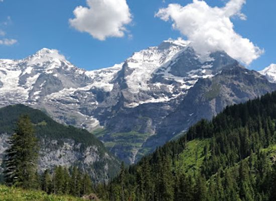 switzerland/lauterbrunnen-valley/landmark/wengsicht