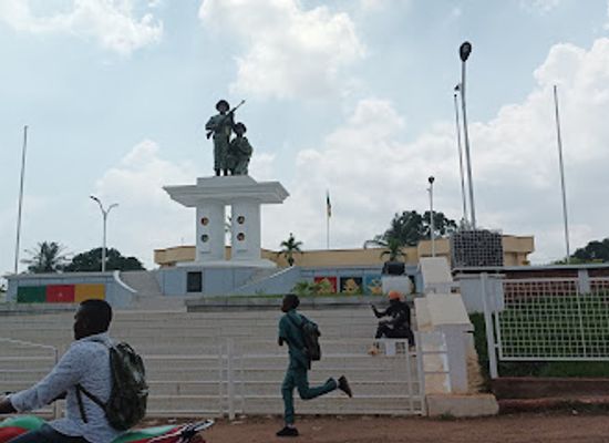 cameroon/yaounde/odza/landmark/monuments-en-hommage-aux-soldats-morts-pour-la-patrie