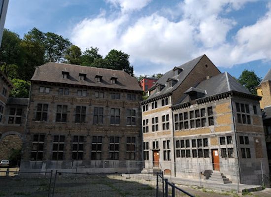 belgium/wallonia/landmark/musee-liegeois-du-luminaire-mulum