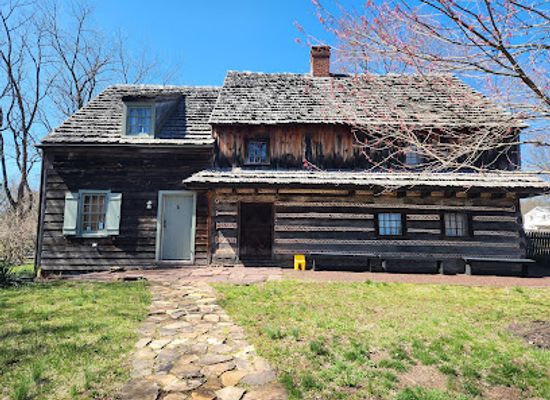 pennsylvania/great-valley/landmark/morgan-log-house