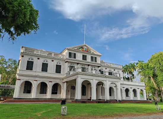 suriname/marowijne-district/landmark/presidential-palace