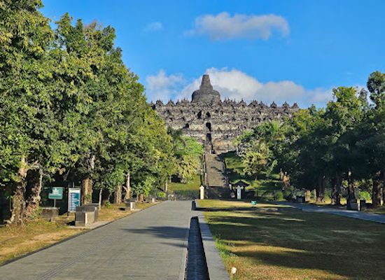 indonesia/java/landmark/bukit-barede