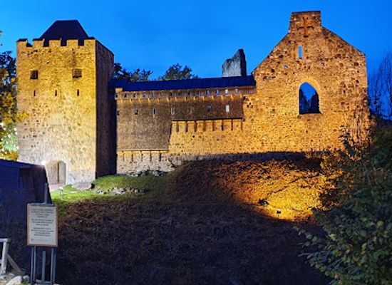 latvia/kurzeme/landmark/castle-of-the-livonian-order-in-sigulda
