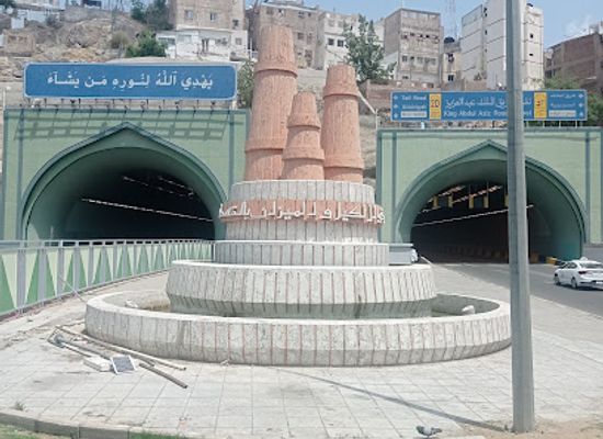 saudi-arabia/mecca/landmark/tower-monument-landmark