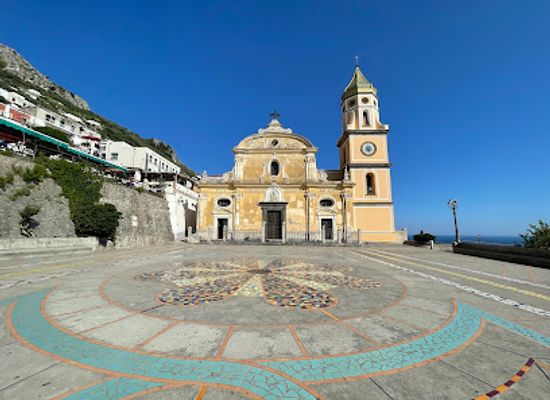 italy/irpinia/landmark/parish-church-of-saint-januarius