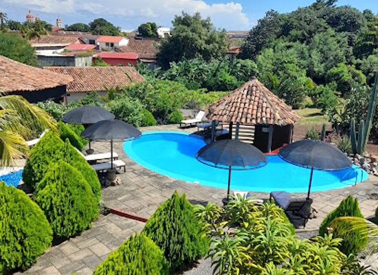 nicaragua/granada-plains/landmark/jardin-de-granada