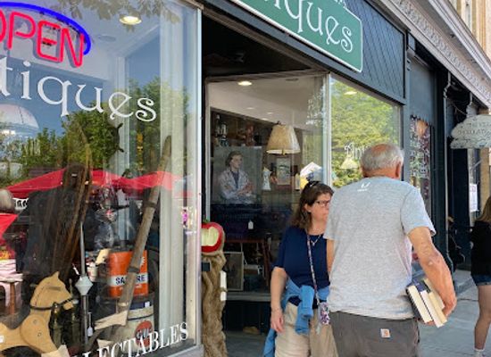 vermont/bennington/landmark/main-street-antiques