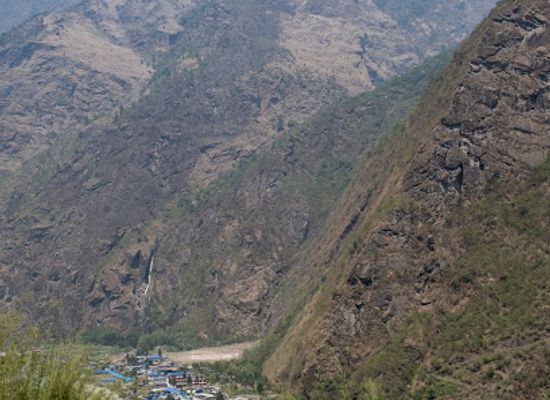 nepal/annapurna-circuit/landmark/chamche-waterfall
