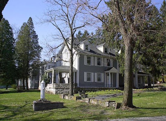 pennsylvania/western-pennsylvania/landmark/columbus-chapel-boal-mansion-museum