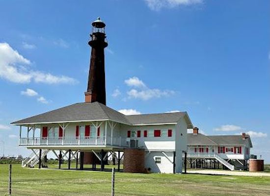 texas/galveston/landmark/point-bolivar-lighthouse