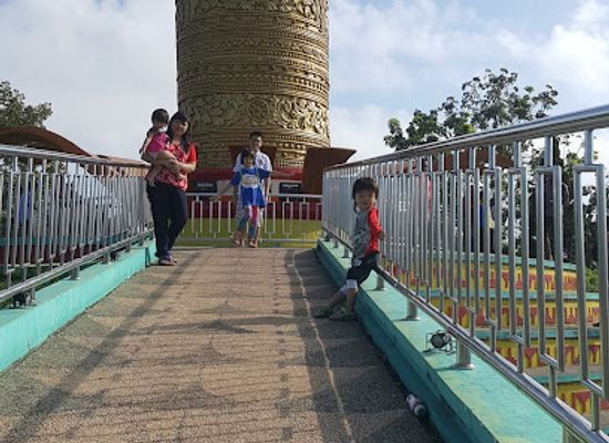 indonesia/lampung/landmark/tugu-pepadun