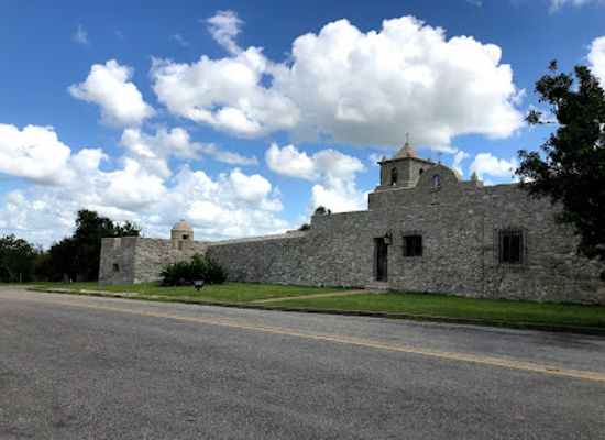 texas/south-texas/landmark/presidio-la-bahia-state-historic-site