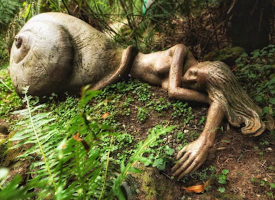 australia/high-country/landmark/bruno-s-art-and-sculpture-garden