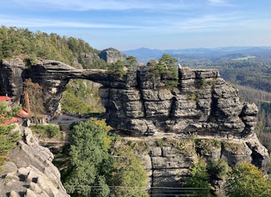 germany/saxon-switzerland-national-park/landmark/pravcicka-archway