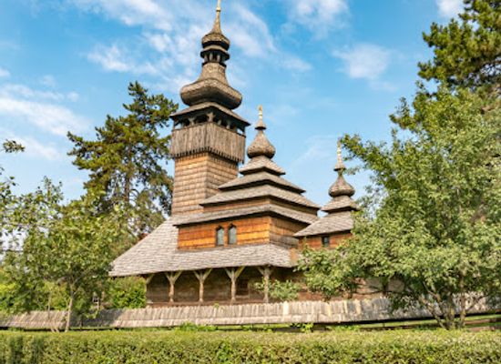 ukraine/uzhhorod/landmark/st-michael-s-wooden-church