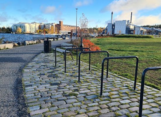 finland/tampere/tampella/landmark/ranta-tampellan-katu-promenade