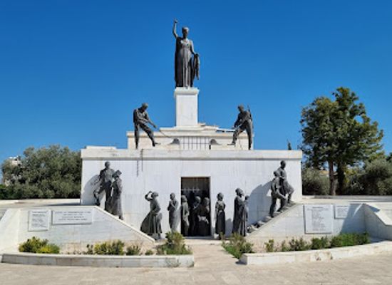 cyprus/nicosia-district/landmark/the-liberty-monument