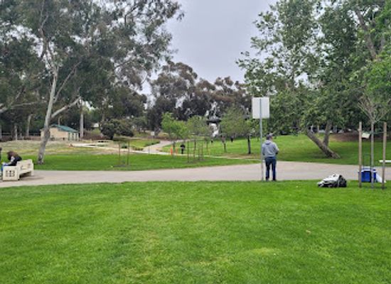 california/huntington-beach/landmark/secret-garden-in-central-park