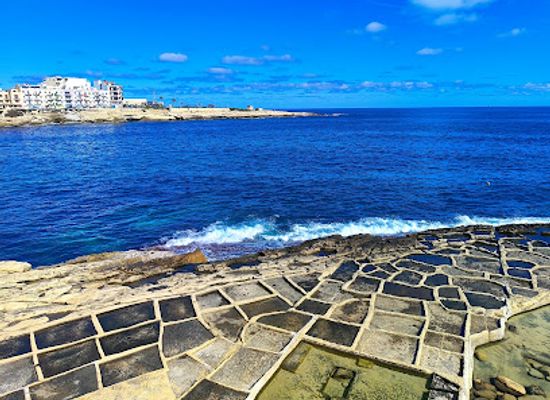 malta/marsaskala/landmark/saltpan-basins
