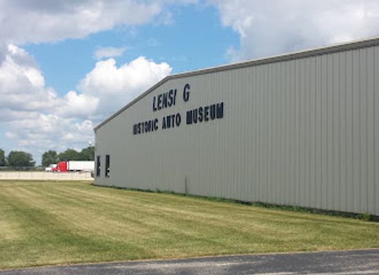 illinois/northwestern-illinois/landmark/historic-auto-attractions