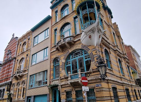 belgium/antwerp/landmark/het-bootje-art-nouveau-parel