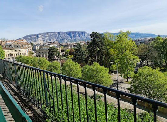 switzerland/geneva/landmark/promenade-de-la-treille