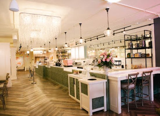 montana/whitefish/landmark/boudoir-bar-cafe-coffee-treats