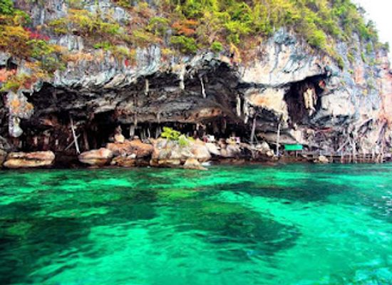 thailand/phuket/landmark/freedom-beach