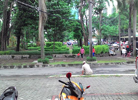 indonesia/surabaya/landmark/taman-surabaya