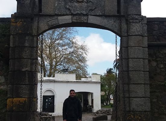 uruguay/colonia-del-sacramento/landmark/esquina-del-faro