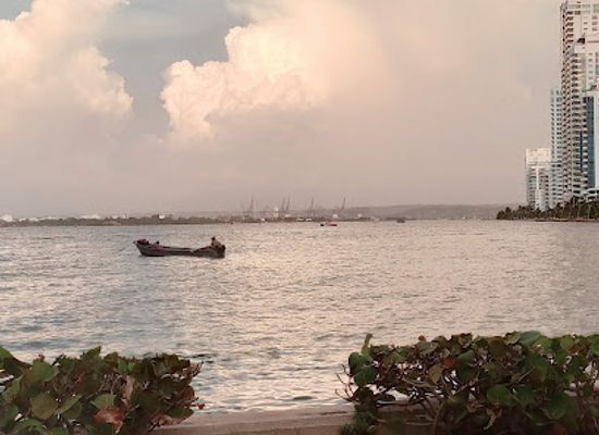 colombia/cartagena/bocagrande/landmark/bahia-de-cartagena