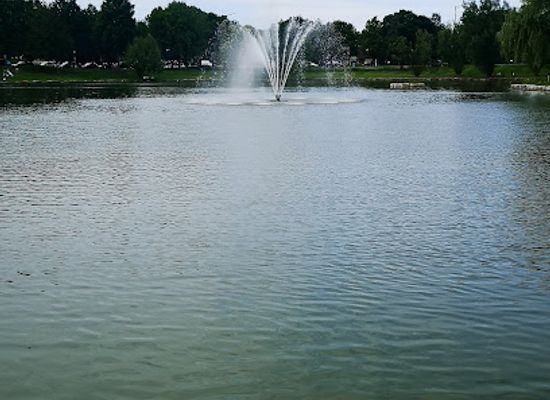 illinois/schaumburg/landmark/septemberfest