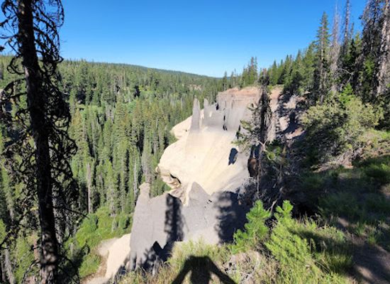 oregon/klamath-basin/landmark/pinnacles-overlook