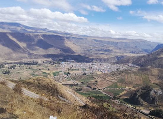 peru/colca-canyon-trek/landmark/plaza-de-armas-de-chivay