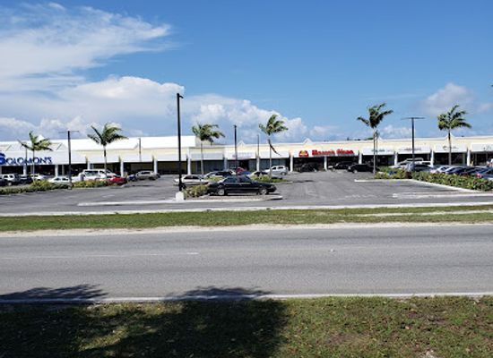 the-bahamas/grand-bahama/landmark/solomon-s-lucaya