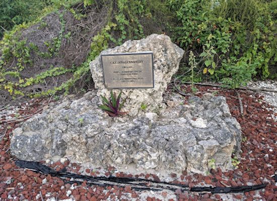 florida/marco-island/landmark/marco-island-historical-landmark-cemetery