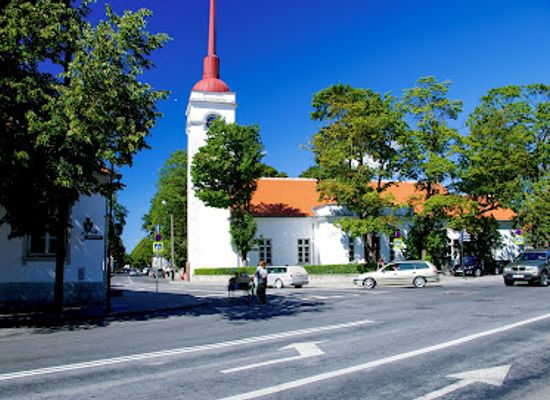 estonia/kuressaare/landmark/laurentiuse-kirik