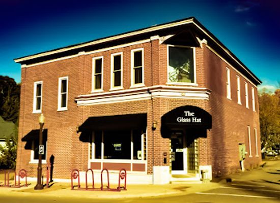 wisconsin/wausau/landmark/the-glass-hat