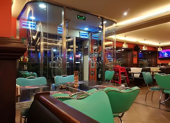 lebanon/jounieh/landmark/roadster-diner
