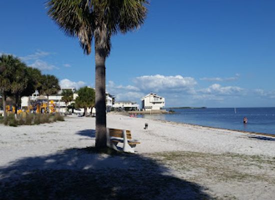 florida/cedar-key/landmark/cedar-key-pirate-invasion