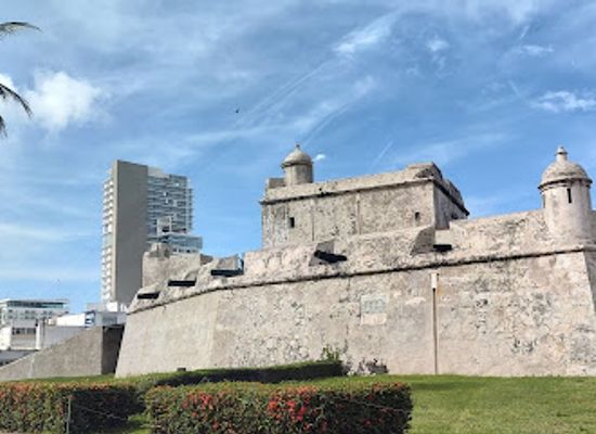 mexico/veracruz/centro-historico/landmark/museo-baluarte-de-santiago