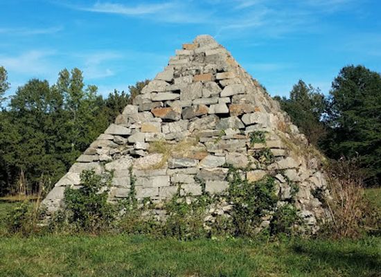 virginia/fredericksburg/landmark/meade-s-pyramid