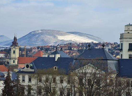 hungary/eger/landmark/eszterhazy-karoly-catholic-university
