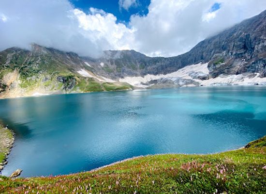 pakistan/neelum-valley/landmark/ratti-gali-lake
