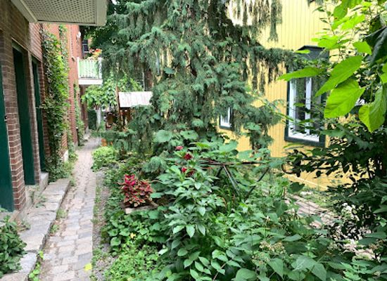 canada/monteregie/landmark/rue-demers